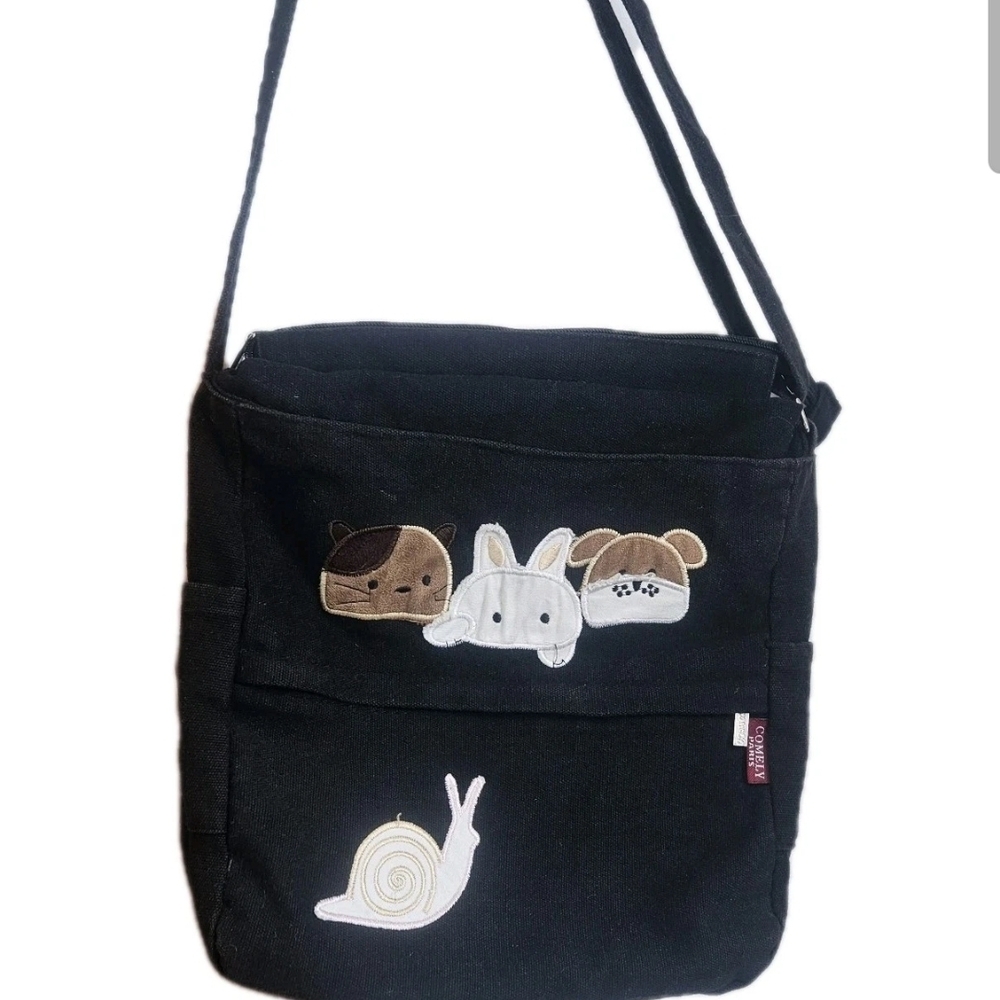 Comely Paris Korean style  black canvas bag with animal patches